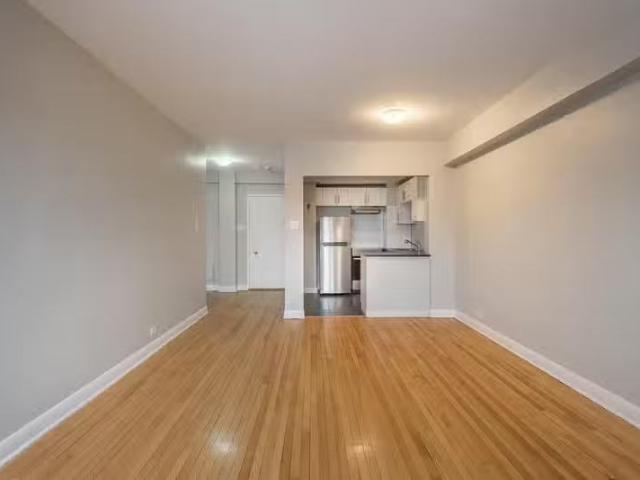 Condo for rent in St. Leonard's, Quebec
