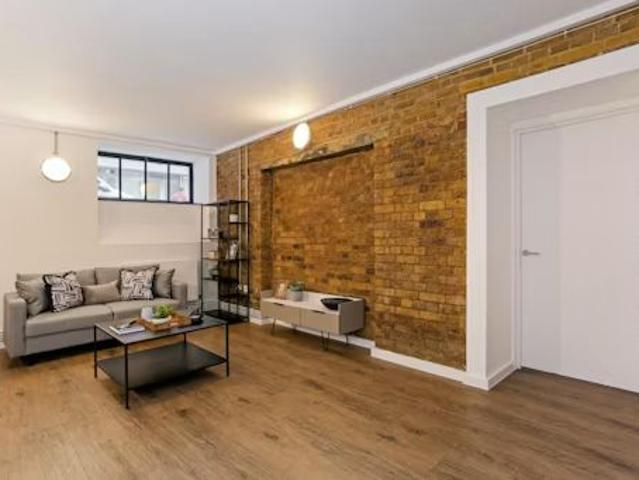 Apartment for rent in Dalston