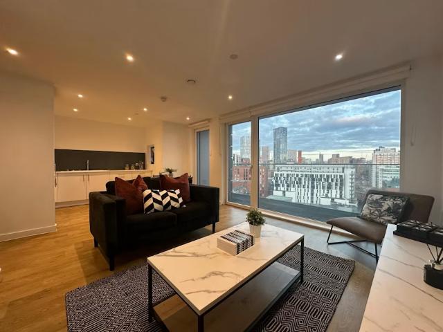 Apartment for rent in City Centre, Salford