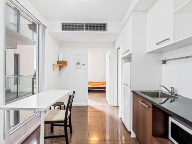Apartment for sale in Adelaide, Adelaide City Council