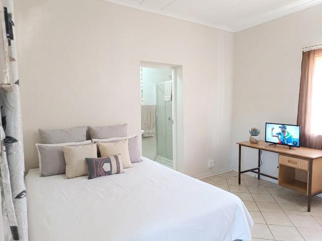 Apartment for rent in Westdene, Johannesburg
