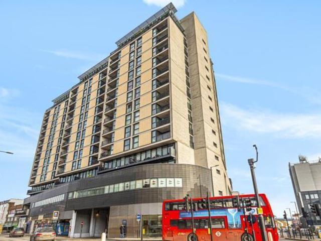 Apartment for sale in North Finchley, Isle Of Man