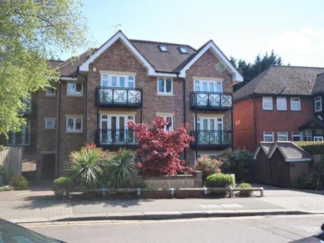 Apartment for sale in Barnet, Woodside Park