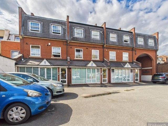 Apartment for sale in Royal Borough of Kingston upon Thames, Greater London