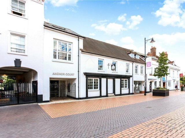 Apartment for sale in Top of Town, Basingstoke and Deane