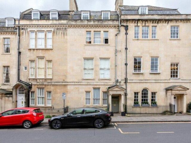 Apartment for sale in Kingsmead, Bath