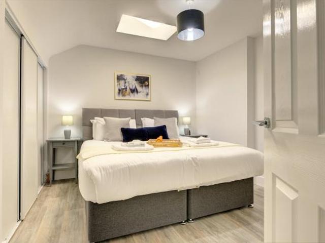 Apartment for rent in Bedford