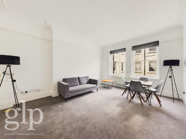 Apartment for rent in Saint Giles, Bloomsbury