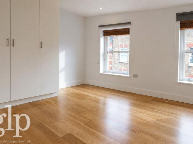 Apartment for rent in Soho, Greater London