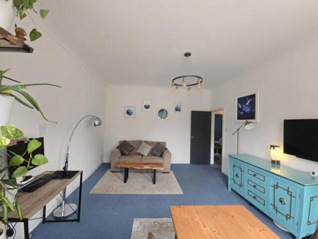 Apartment for sale in Lansdowne, Springbourne