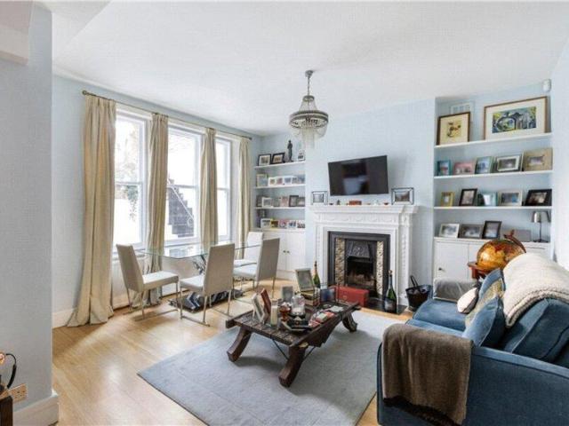 Apartment for sale in Royal Borough of Kensington and Chelsea, Greater London