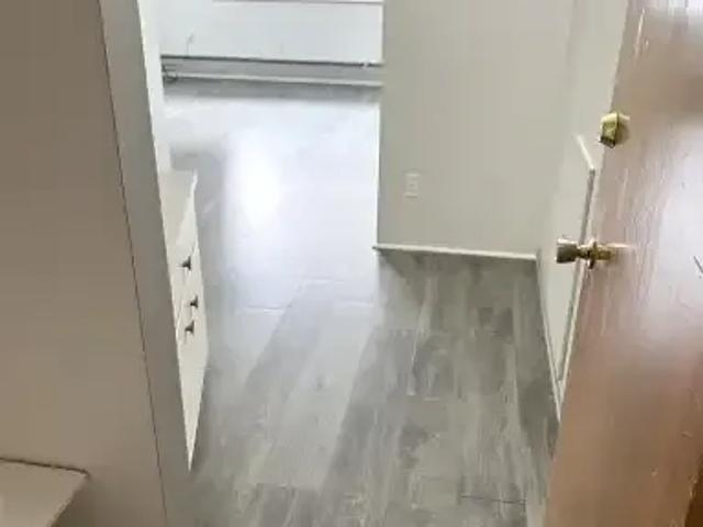 Apartment for rent in Connaught, Calgary