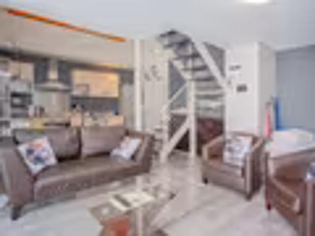Apartment for sale in Cape Town, Western Cape