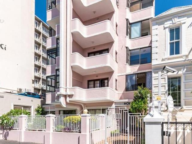 Apartment for sale in Cape Town Ward 115, Cape Town