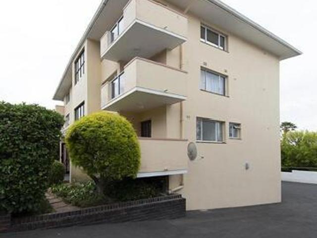 Apartment for sale in Cape Town, Western Cape
