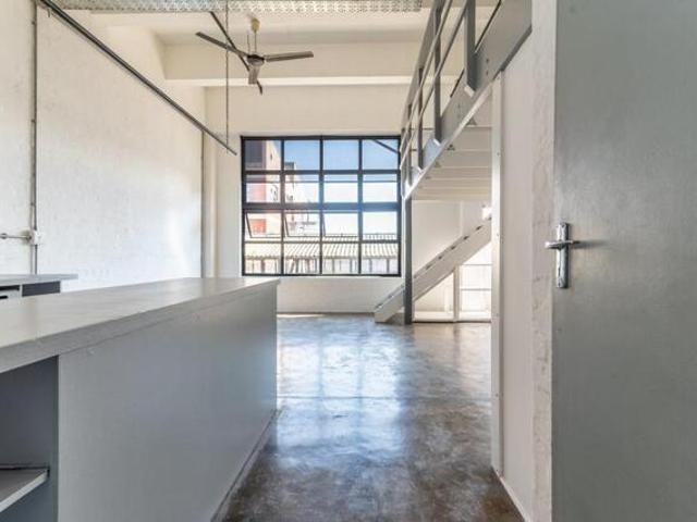Apartment for sale in Cape Town, Western Cape