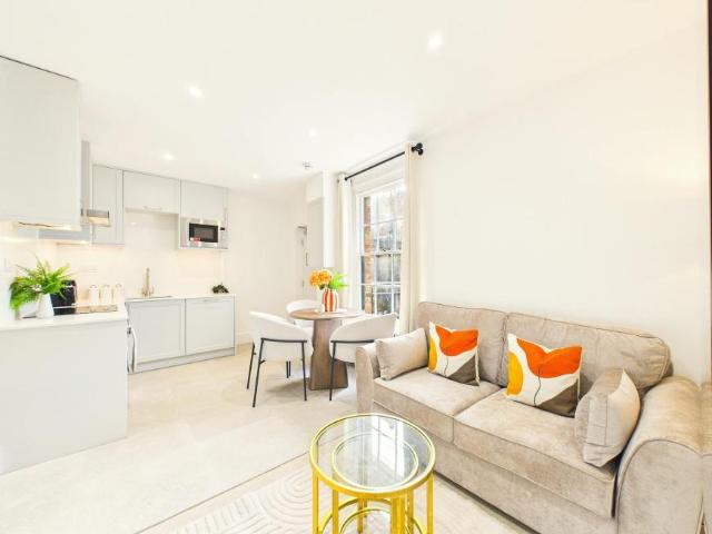 Apartment for rent in Golden Valley, Gloucestershire