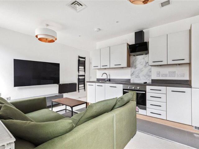 Apartment for sale in 250 City Road, Greater London
