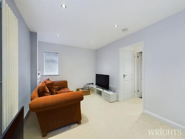 Apartment for rent in Jubilee Industrial Centre, King's Walden