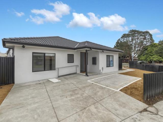 Apartment for rent in Cranbourne, Melbourne