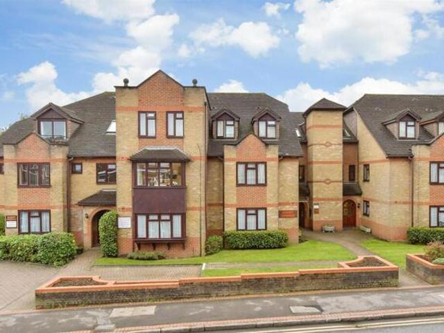 Apartment for sale in Croydon, Wallington