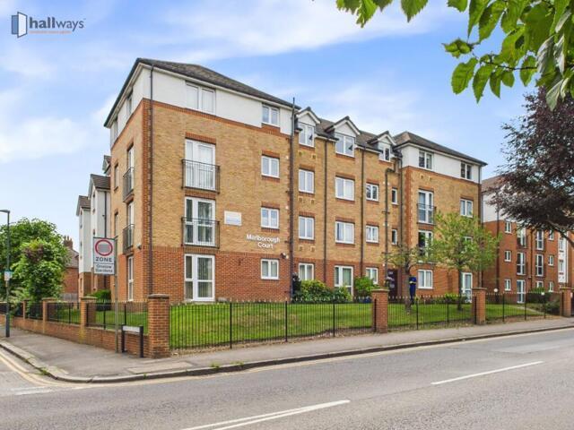 Apartment for sale in Croydon, Wallington