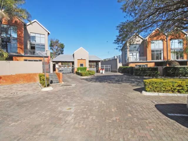 Apartment for sale in Vosloorus, Gauteng