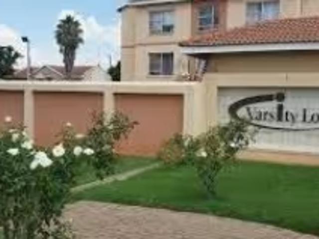 Apartment for sale in Carnarvon, Northern Cape