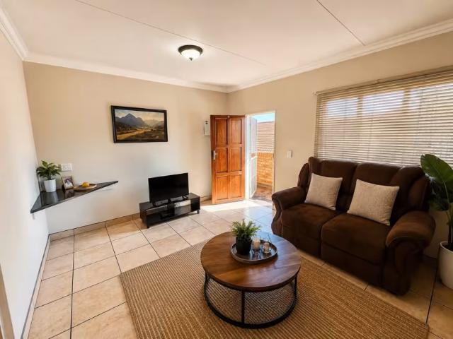 Apartment for sale in Die Bult, Kareeberg Local Municipality