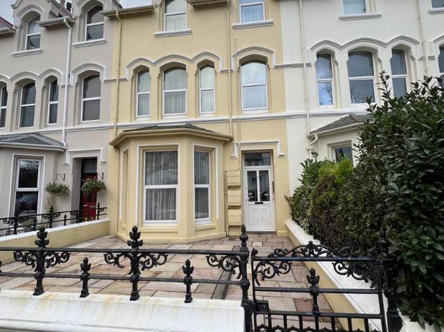 Apartment for rent in Douglas