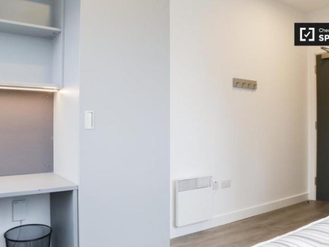 Apartment to rent in Bluebell, North Tipperary