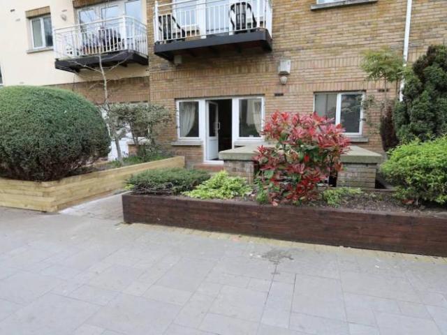 Apartment to rent in Bluebell, North Tipperary
