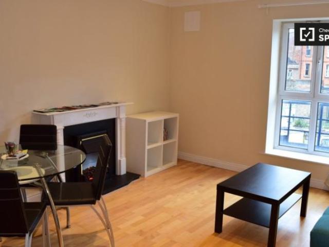 Apartment to rent in Bluebell, North Tipperary