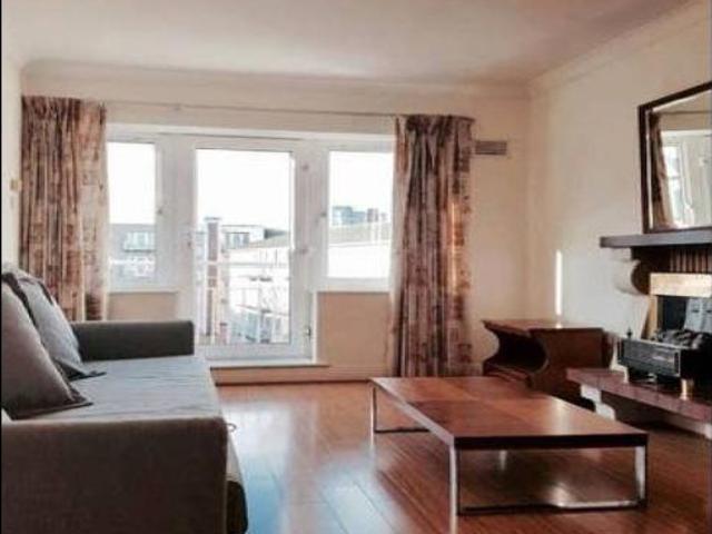Apartment to rent in Bluebell, North Tipperary