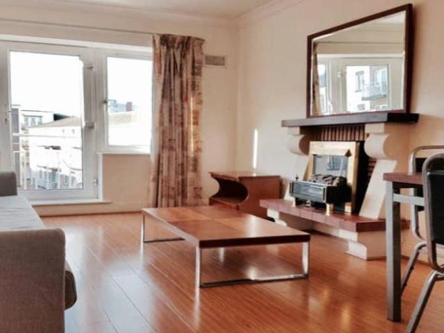 Apartment to rent in Bluebell, North Tipperary