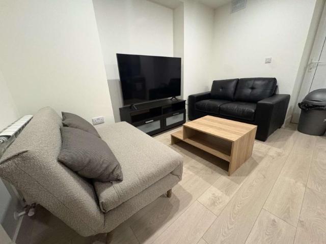 Apartment to rent in Bluebell, North Tipperary