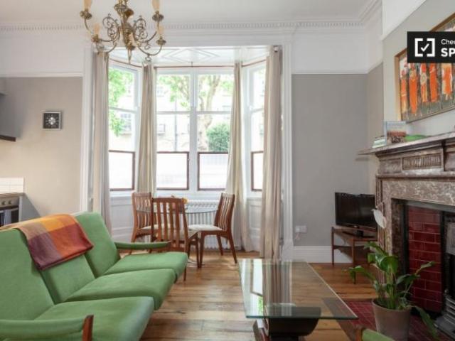 Apartment to rent in Bluebell, North Tipperary