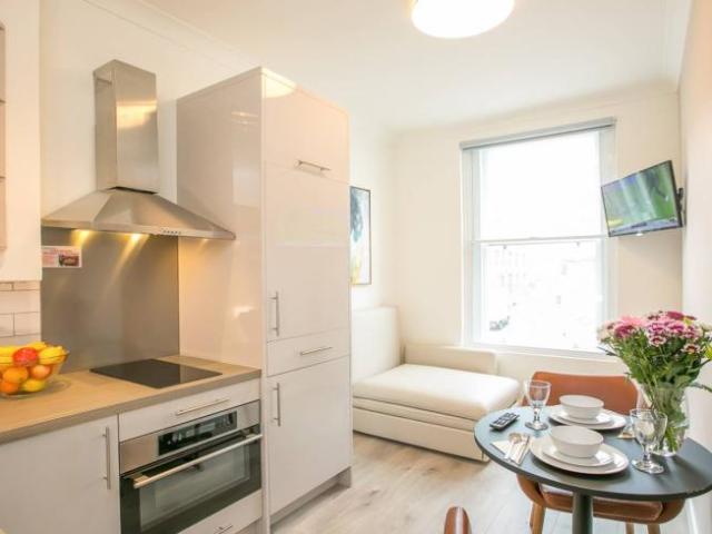 Apartment to rent in Bluebell, North Tipperary