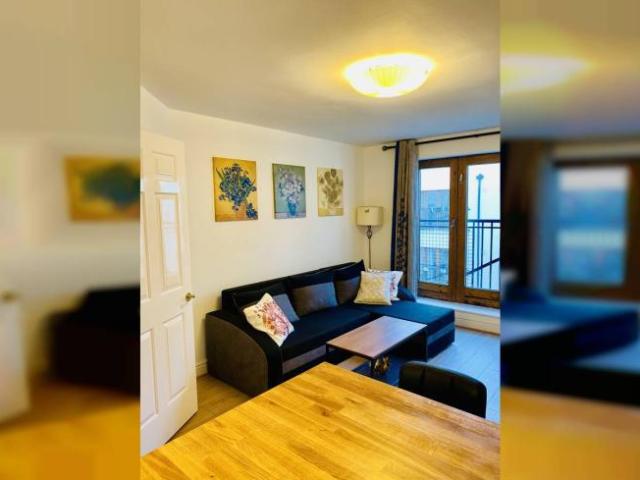 Apartment to rent in Bluebell, North Tipperary