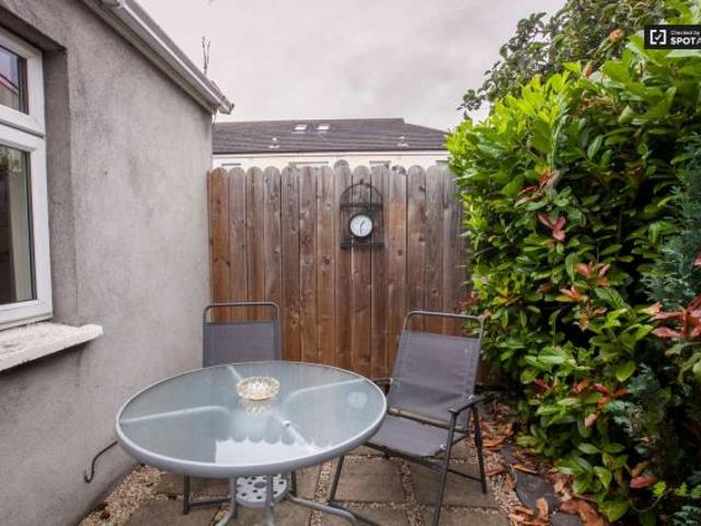 Apartment to rent in Bluebell, North Tipperary