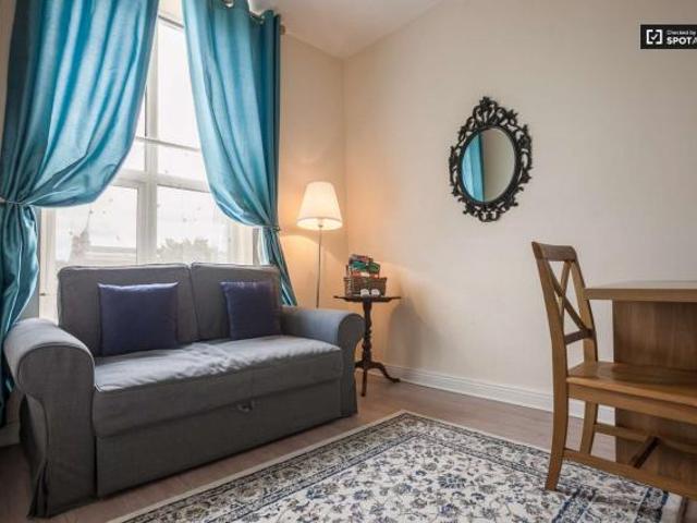 Apartment to rent in Bluebell, North Tipperary
