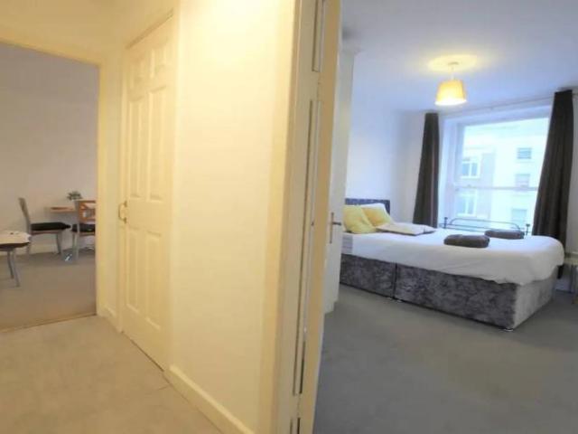 Apartment to rent in Bluebell, North Tipperary