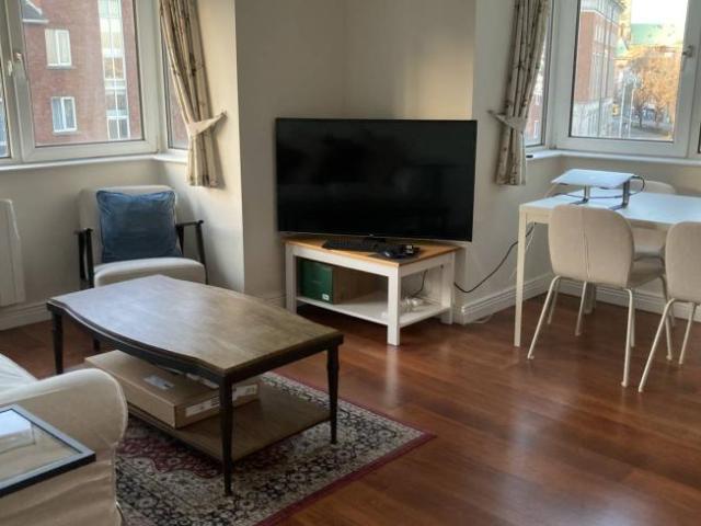 Apartment to rent in Bluebell, North Tipperary