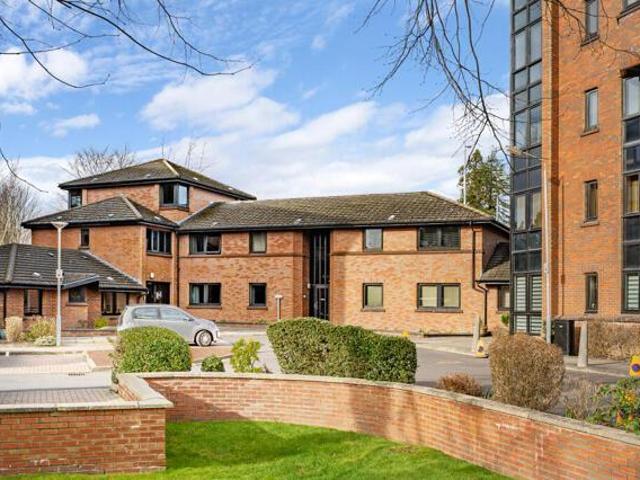 Apartment for sale in Eastwoodmains, Giffnock