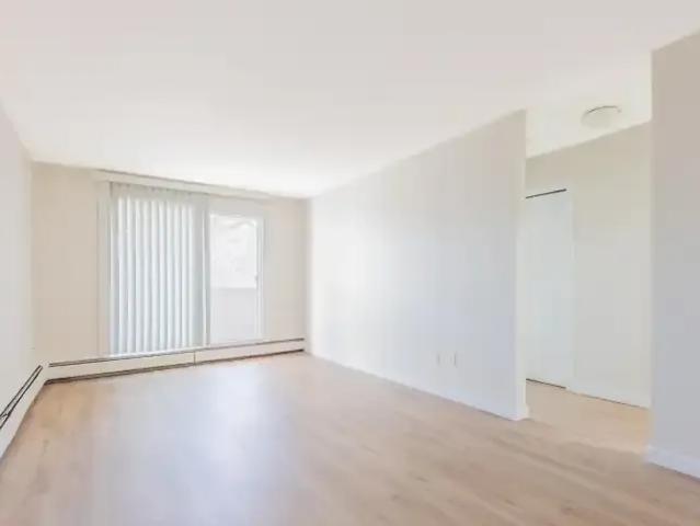 Apartment for rent in Wedgewood, Alberta