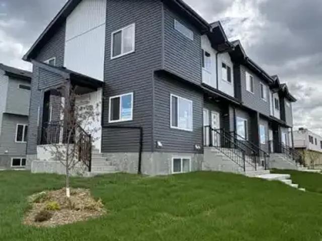 Apartment for rent in Wedgewood, Alberta