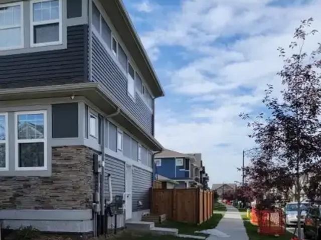 Apartment for rent in Wedgewood, Alberta