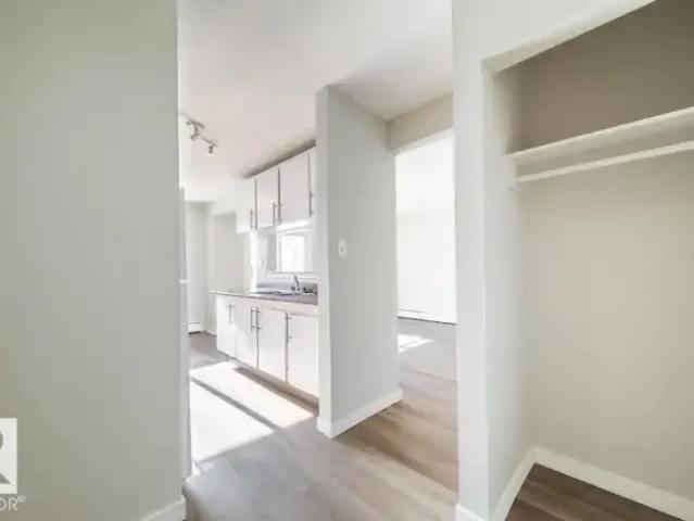 Apartment for rent in Wedgewood, Alberta