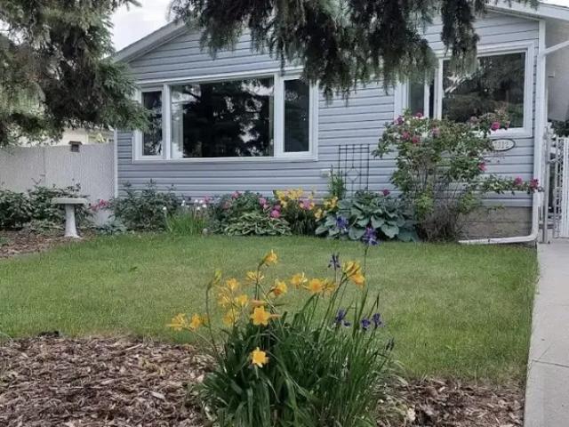 Apartment for rent in Wedgewood, Alberta