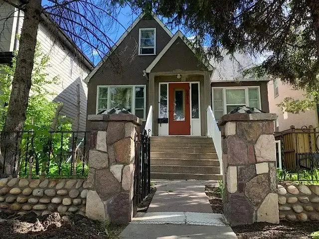 Apartment for rent in Wedgewood, Alberta